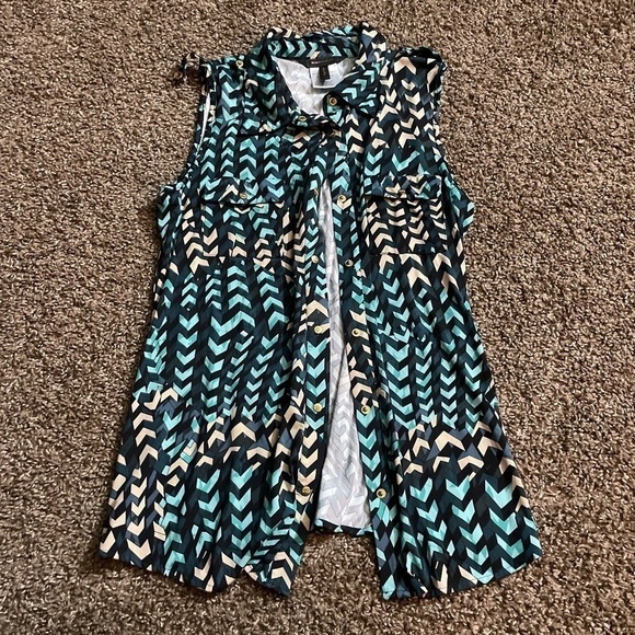 BCBGmaxazria Size Large Sleeveless Blouse - Picture 1 of 8